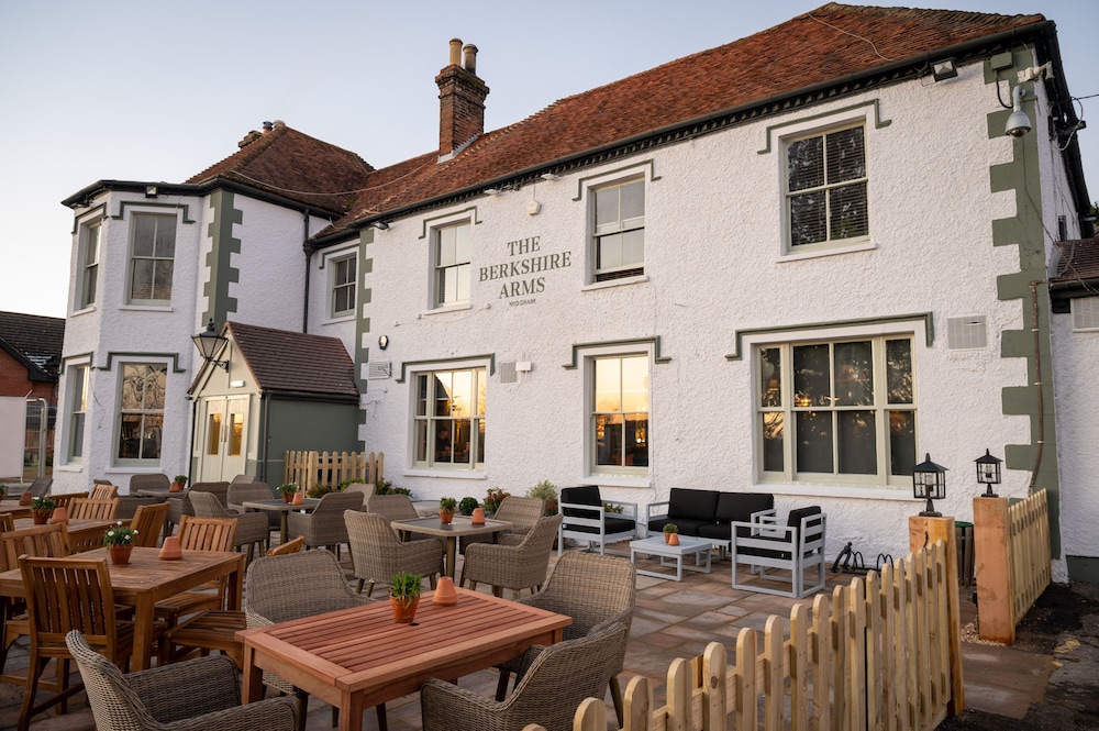berkshire arms by greene king inns