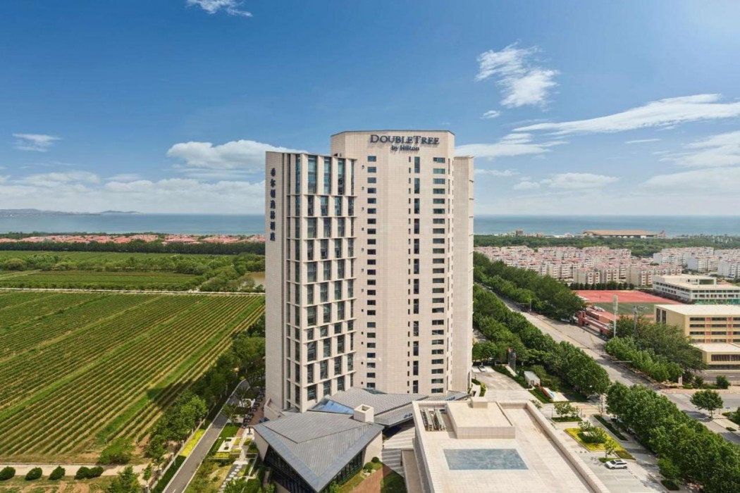 doubletree by hilton yantai golden coast hotel and suites