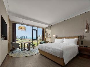 doubletree by hilton yantai golden coast hotel and suites