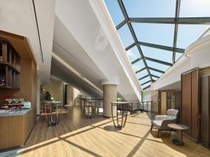 doubletree by hilton yantai golden coast hotel and suites