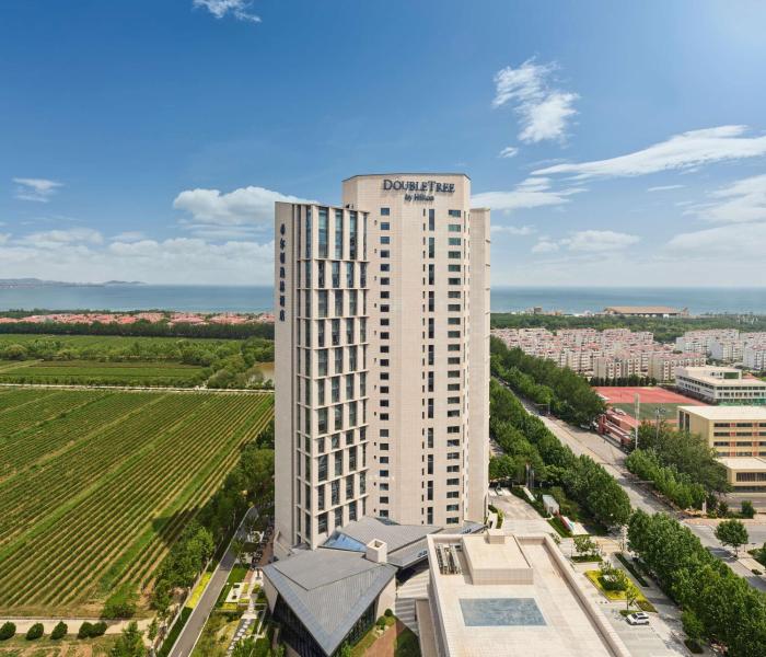 doubletree by hilton yantai golden coast hotel and suites