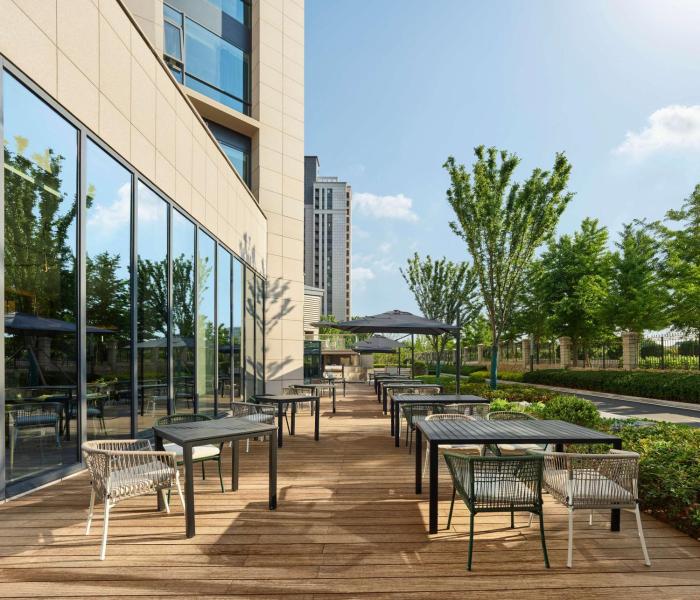 doubletree by hilton yantai golden coast hotel and suites