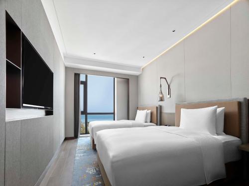 doubletree by hilton yantai golden coast hotel and suites