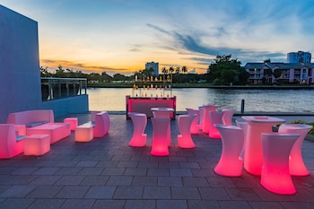 doubletree resort by hilton hollywood beach