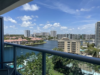 doubletree resort by hilton hollywood beach