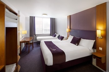 premier inn cambridge north girton