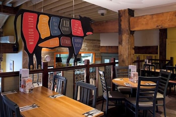 premier inn cambridge north girton