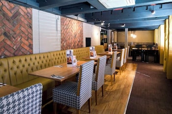 premier inn cambridge north girton