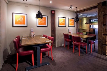 premier inn cambridge north girton