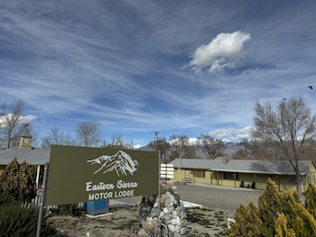 eastern sierra motor lodge