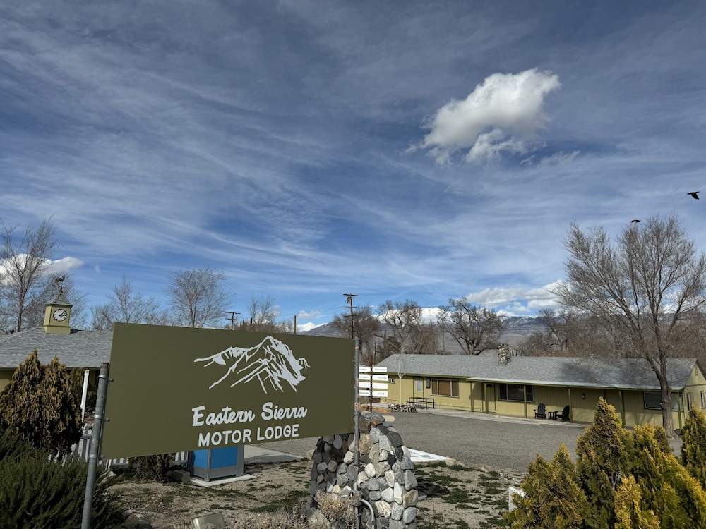 eastern sierra motor lodge
