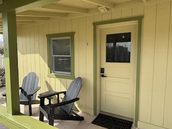 eastern sierra motor lodge