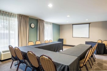 sleep inn and suites scranton dunmore