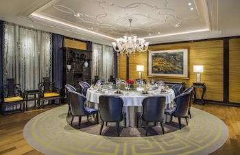 the st regis shanghai jingan