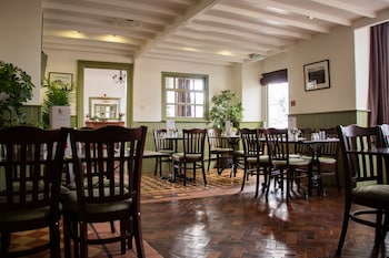 the fox and hounds
