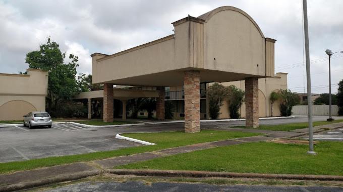 eco inn suites baytown