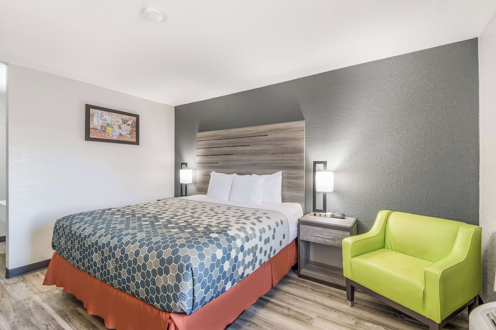 sonesta essential des moines