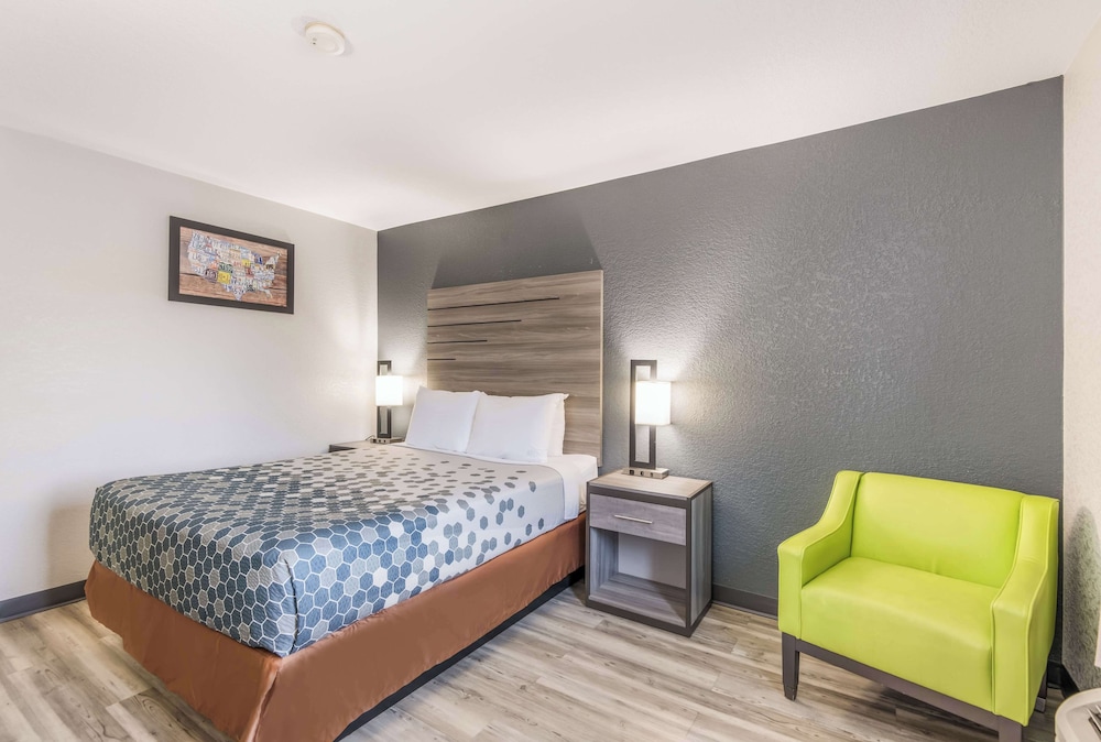 sonesta essential des moines