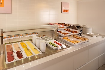 holiday inn express arnhem by ihg