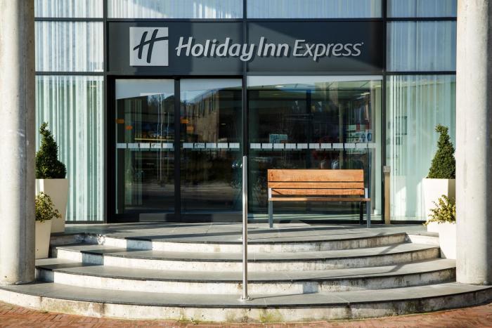 holiday inn express arnhem by ihg