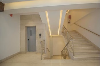 Eennra Guest House By Oyo Rooms,,0 star