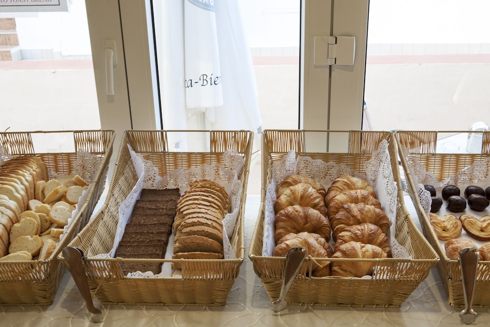 hotel voramar formentera