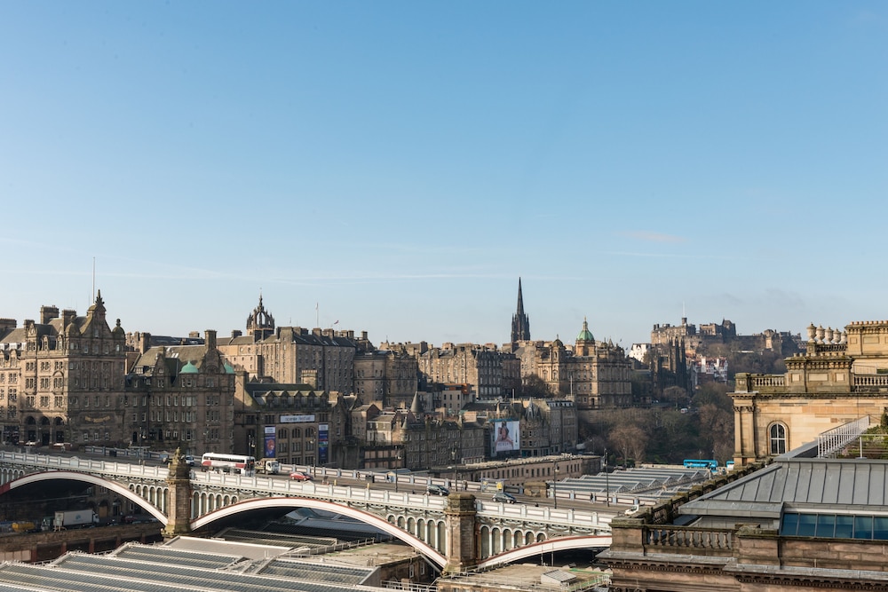princes street suites