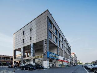 elan inn nanjing chengxin avenue metro station