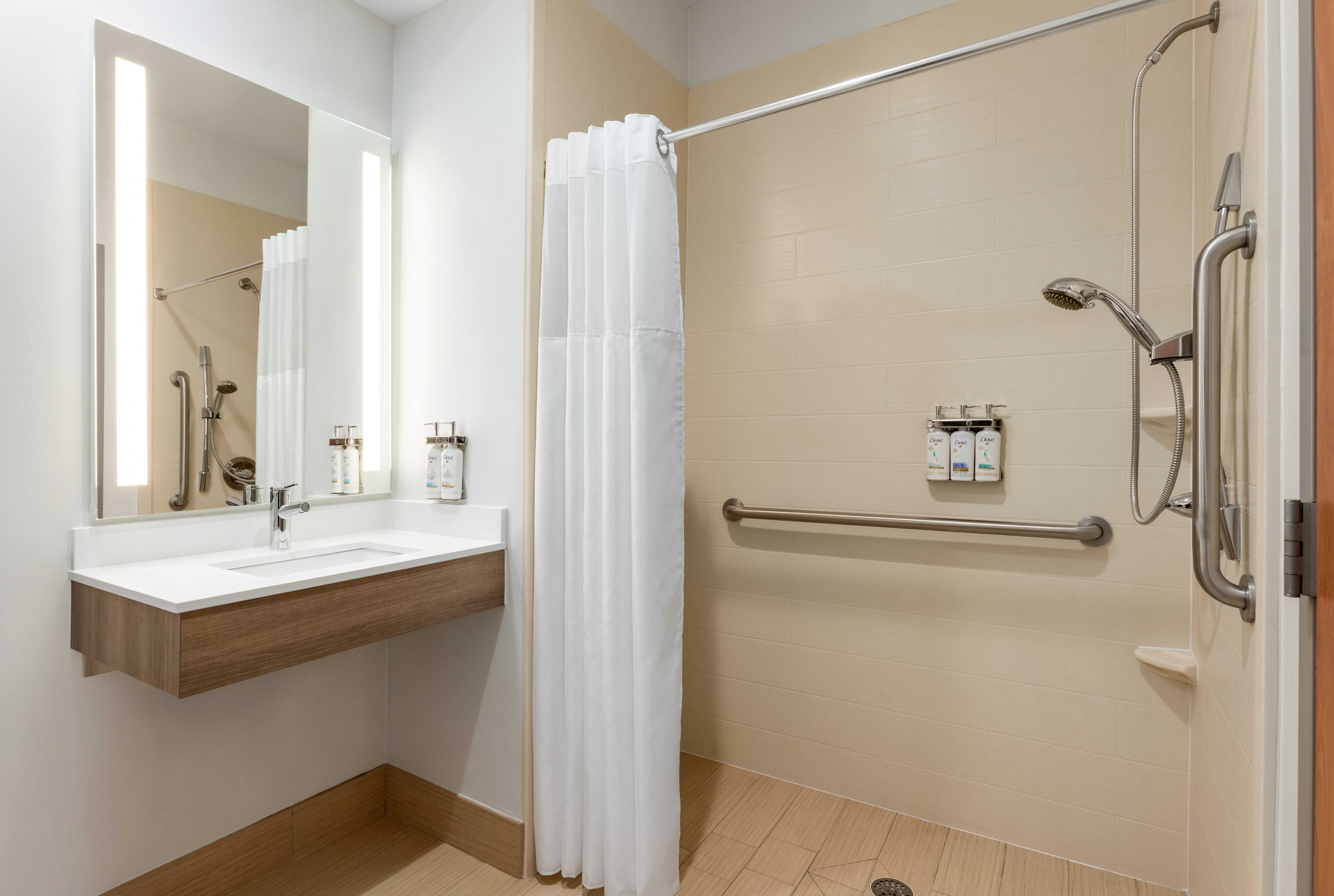 holiday inn express hotel and suites edmond by ihg