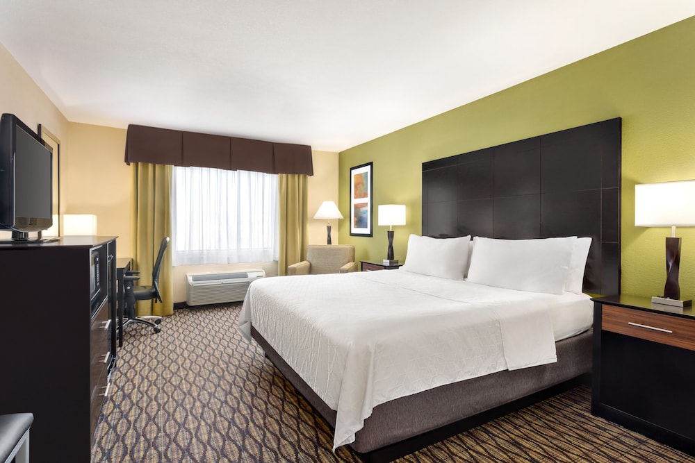 holiday inn express hotel and suites edmond by ihg