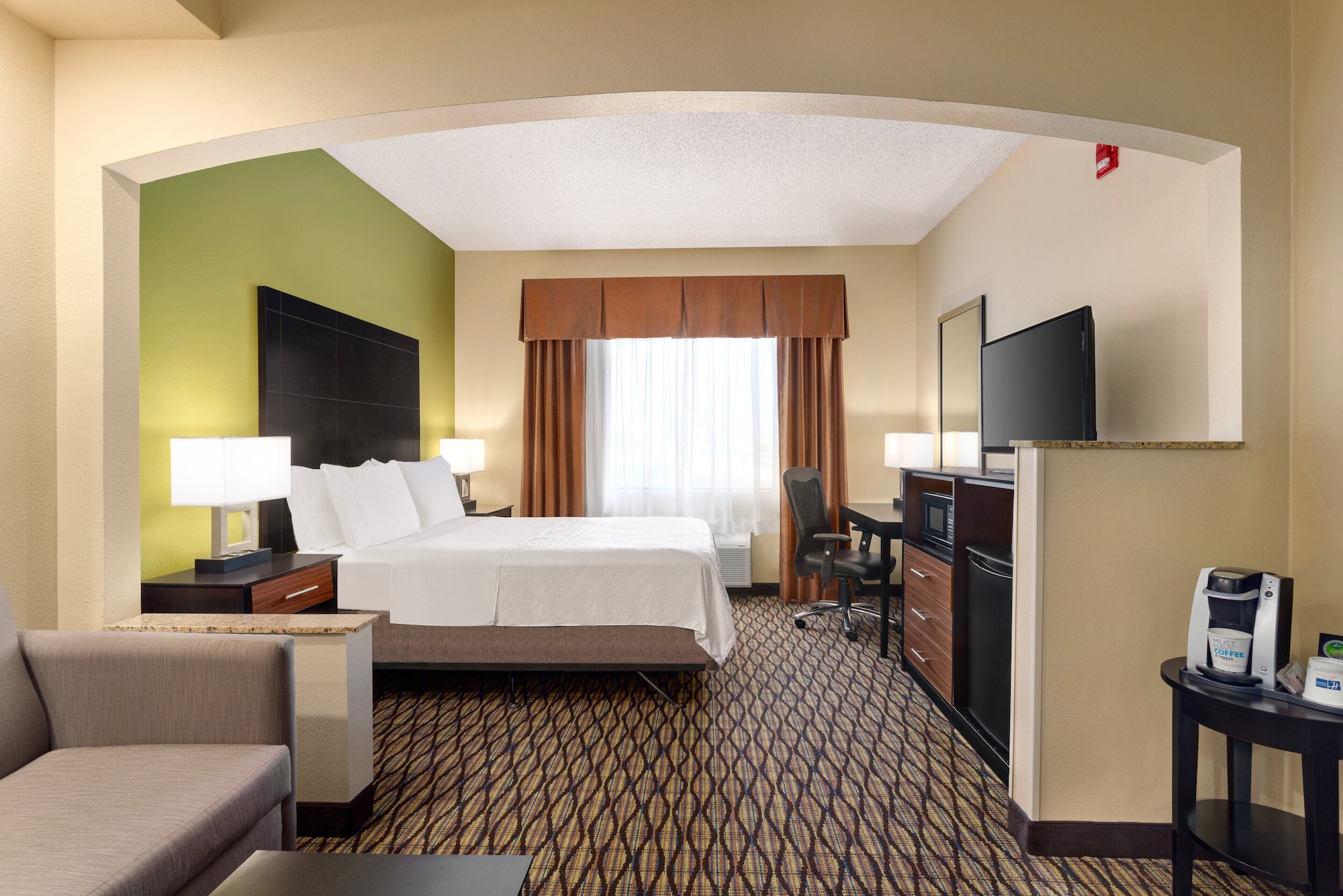 holiday inn express hotel and suites edmond by ihg