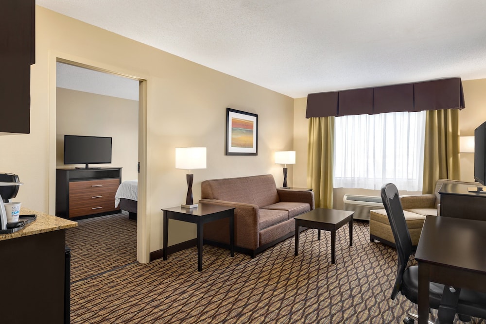 holiday inn express hotel and suites edmond by ihg