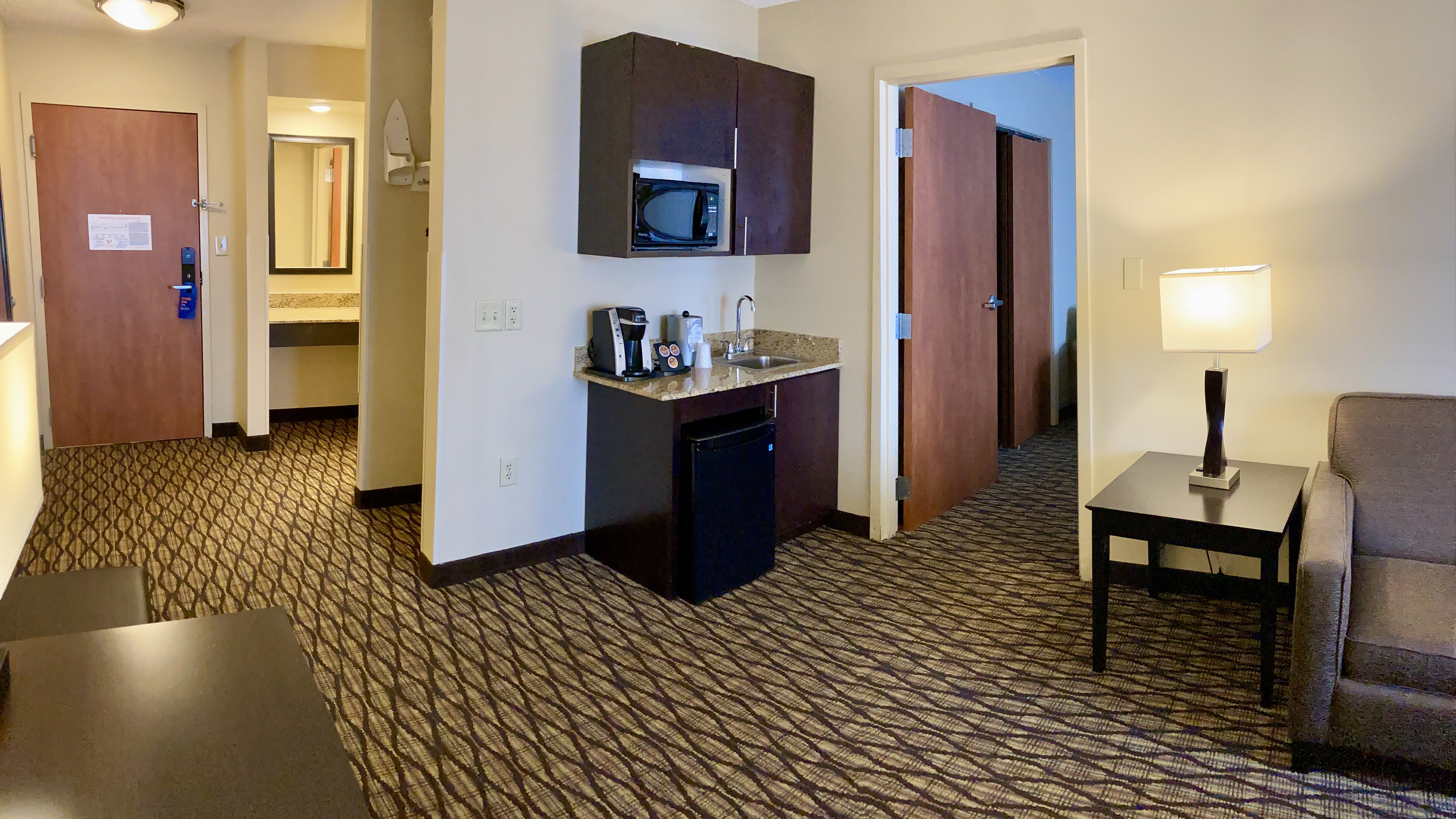 holiday inn express hotel and suites edmond by ihg