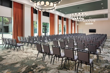 embassy suites by hilton chattanooga downtown