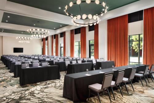 embassy suites by hilton chattanooga downtown