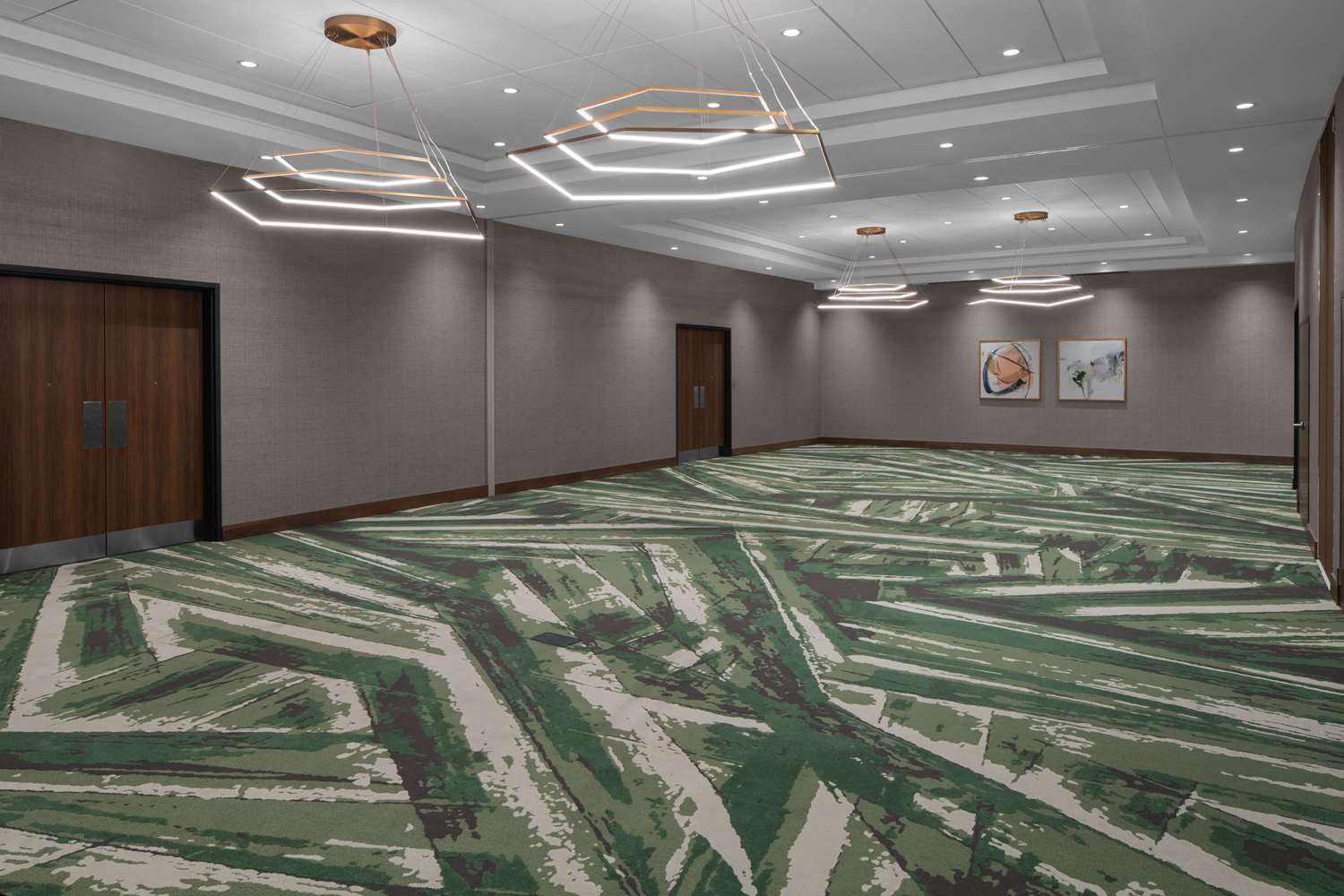 embassy suites by hilton madison downtown