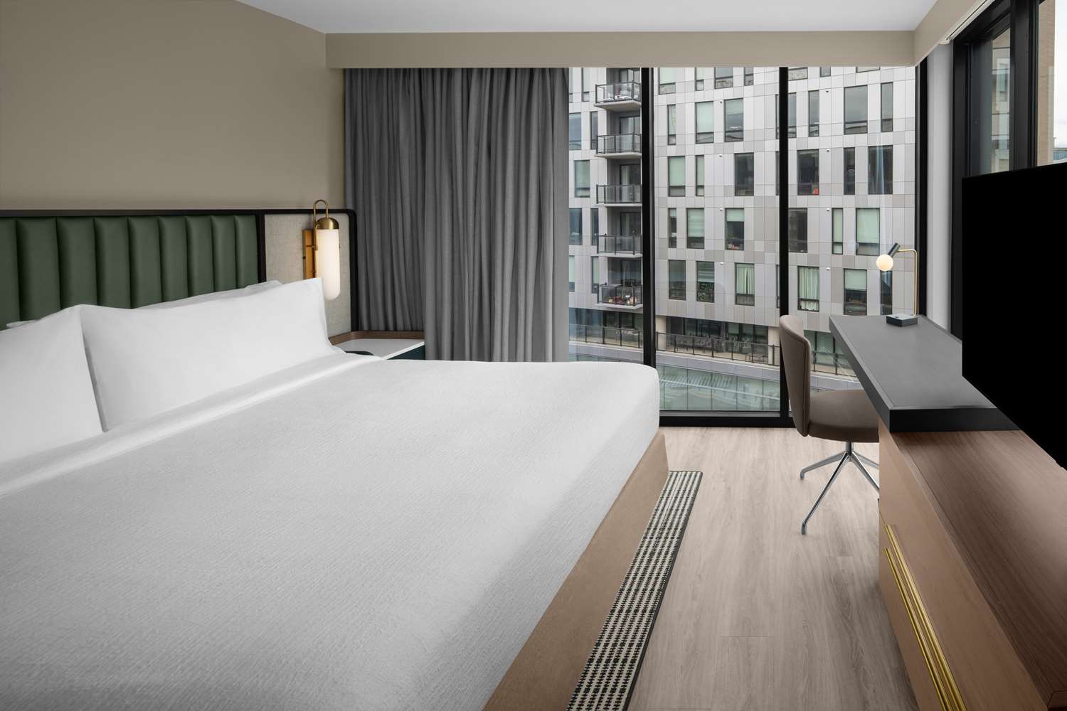 embassy suites by hilton madison downtown