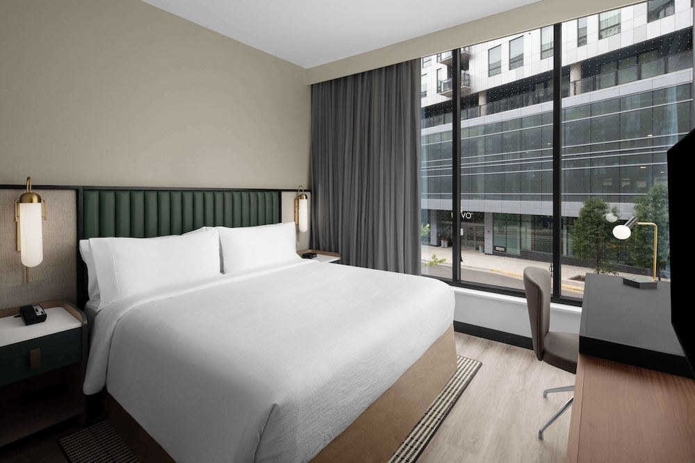 embassy suites by hilton madison downtown
