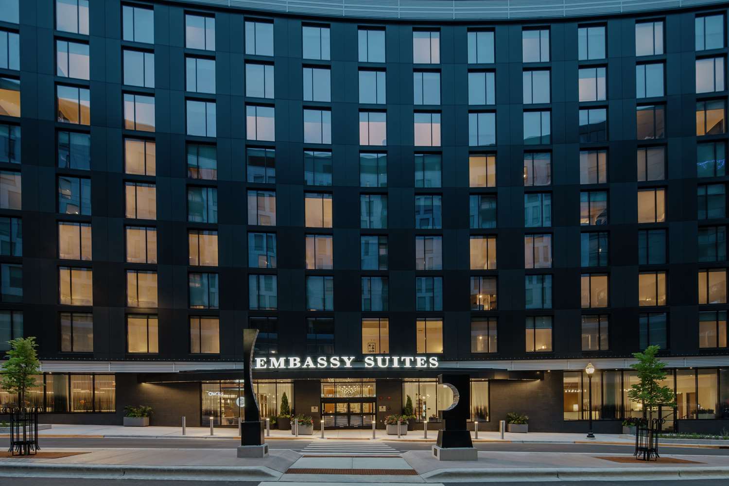 embassy suites by hilton madison downtown
