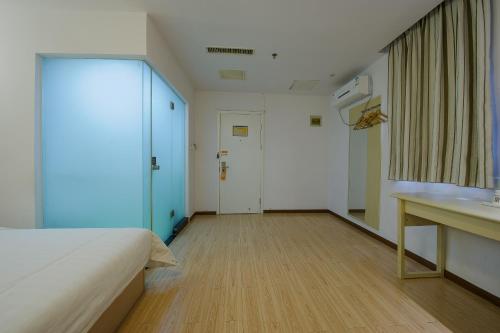 7 days inn beijing shangdi qinghe metro station