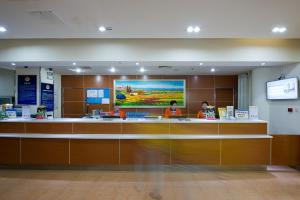 7 days inn beijing shangdi qinghe metro station