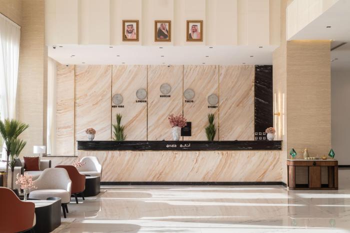enala hotel umluj