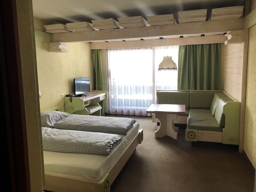 das kronenhotel