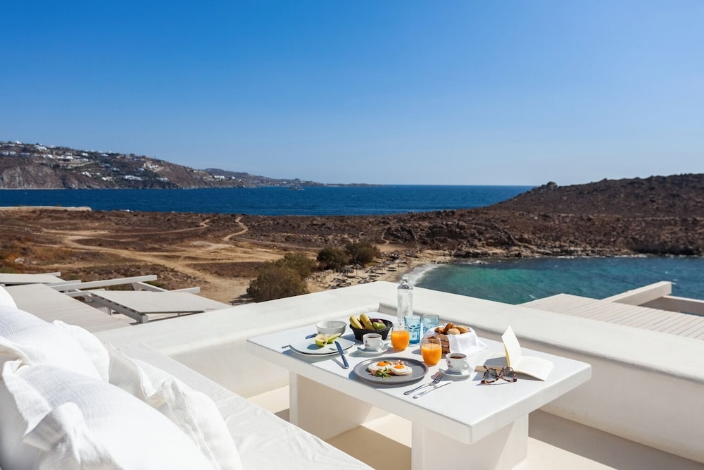 casa del mar mykonos seaside resort
