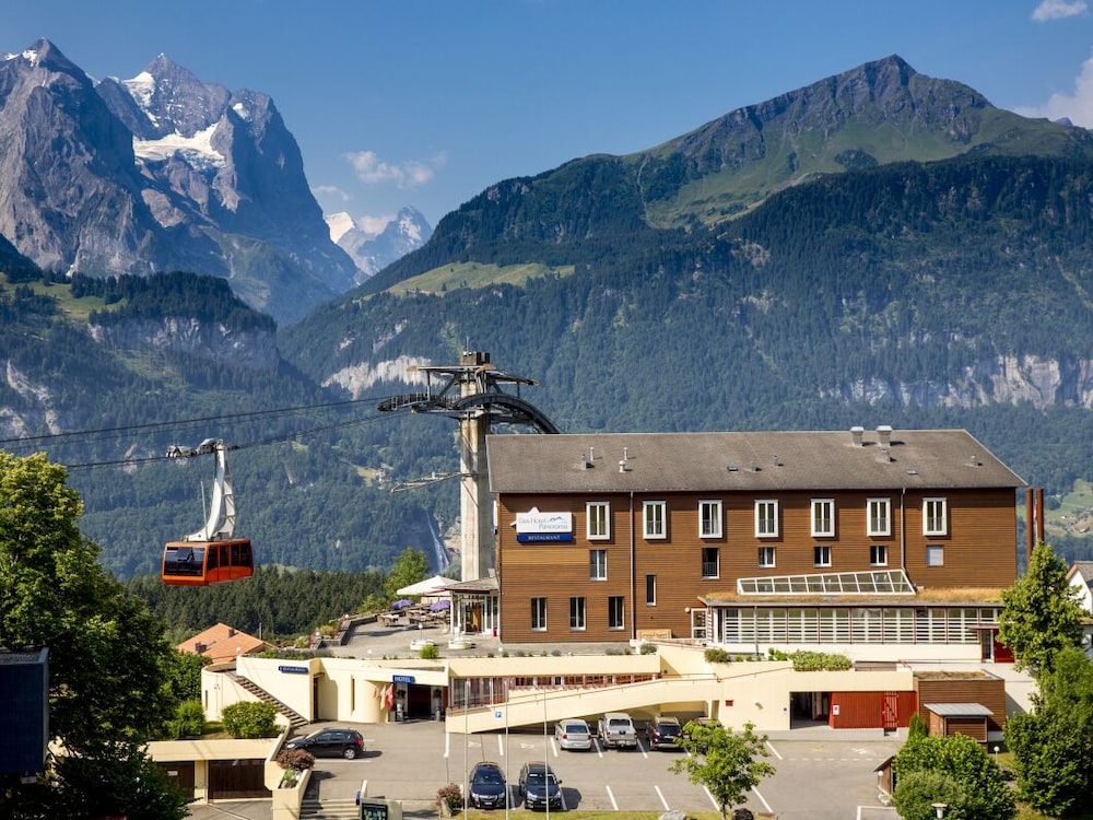 Hotel Panorama,Gstaad>>Bern,3 star