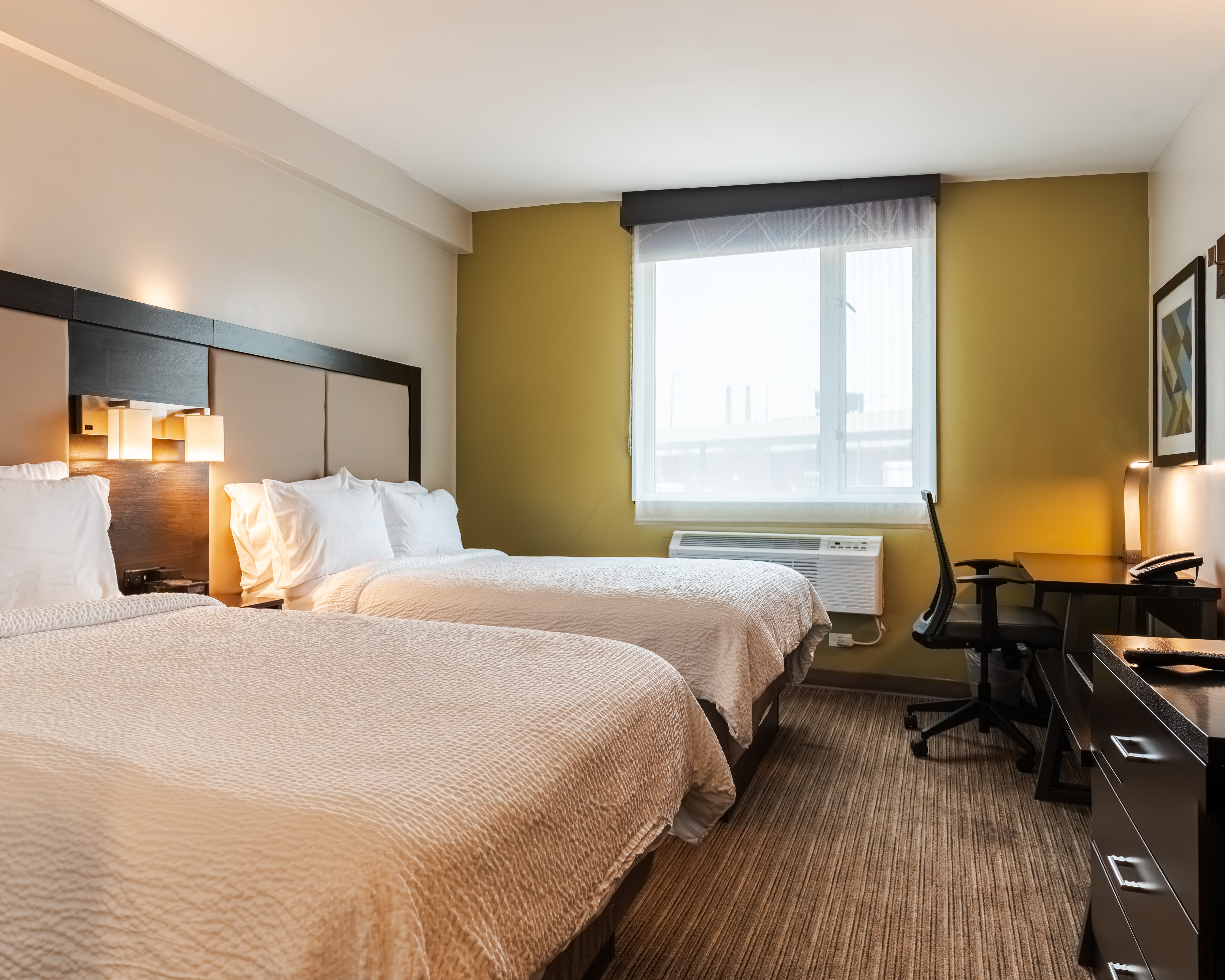 holiday inn express maspeth by ihg