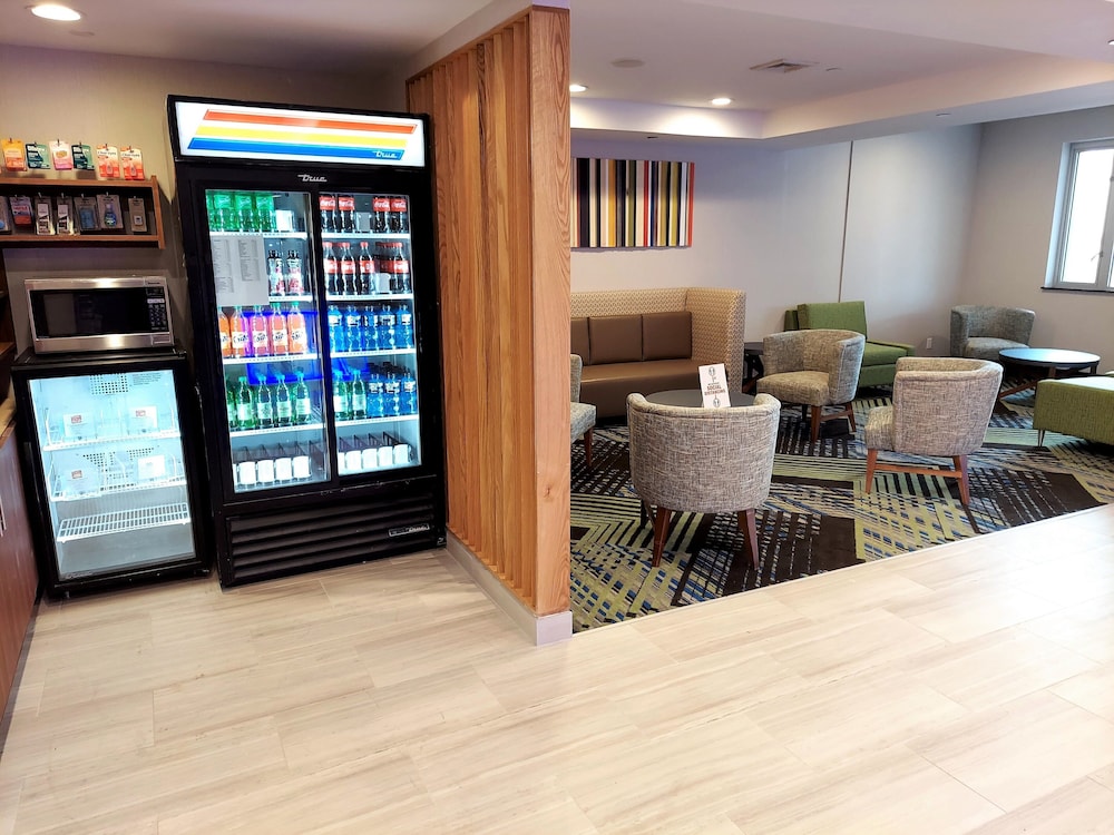 holiday inn express maspeth by ihg