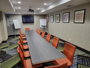 holiday inn express maspeth by ihg