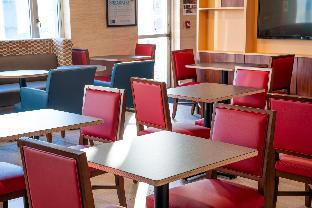 holiday inn express maspeth by ihg