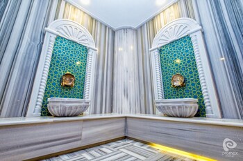 evin park suit and spa